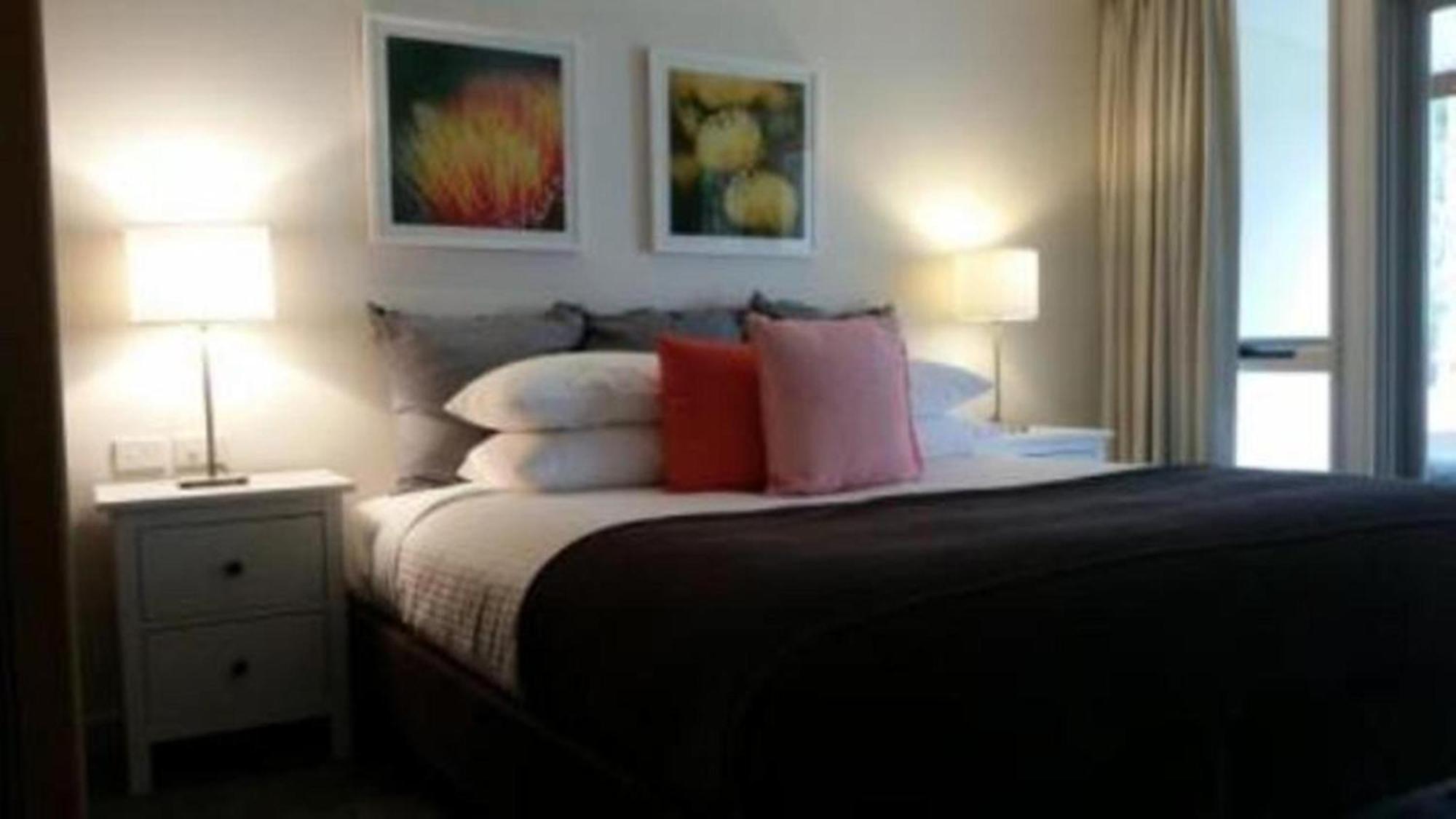 Elfin Hill Vineyard Accommodation بوكولبن المظهر الخارجي الصورة